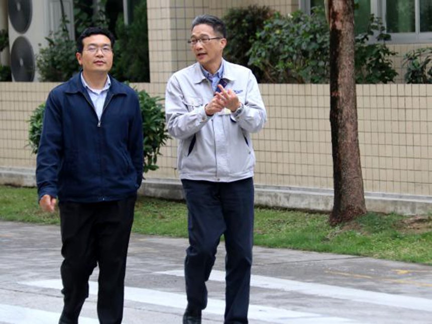 J9����|����վ����