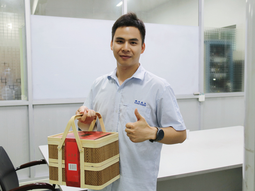 J9����|����վ����