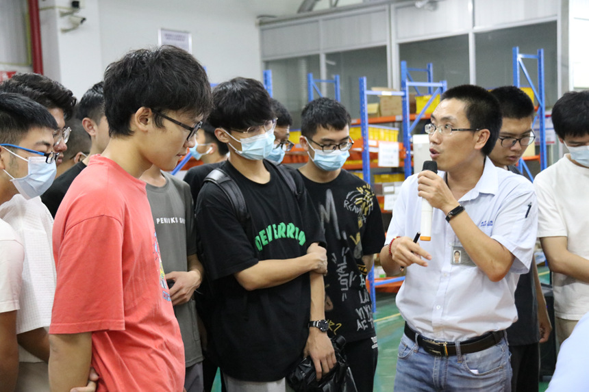 J9����|����վ����