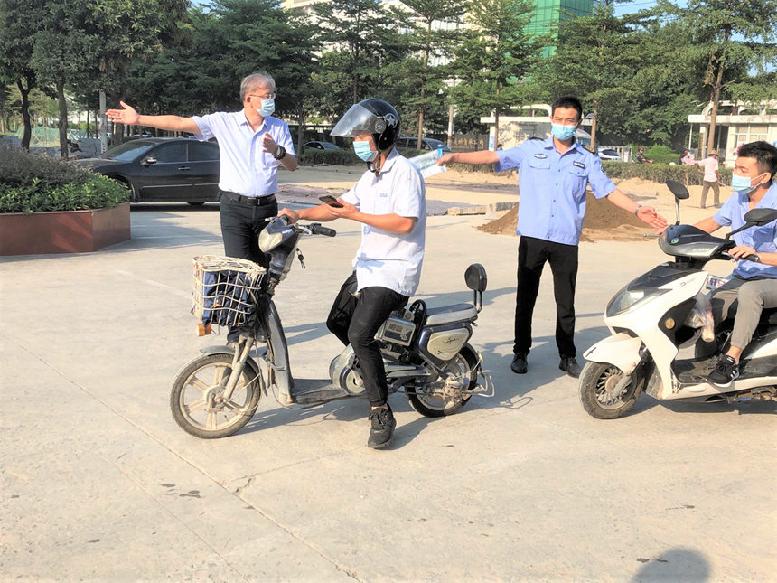 J9����|����վ����