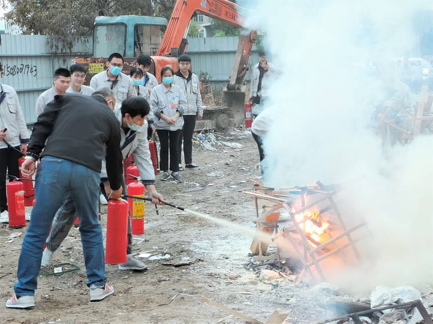 J9����|����վ����