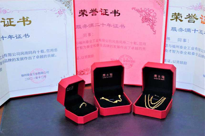 J9����|����վ����