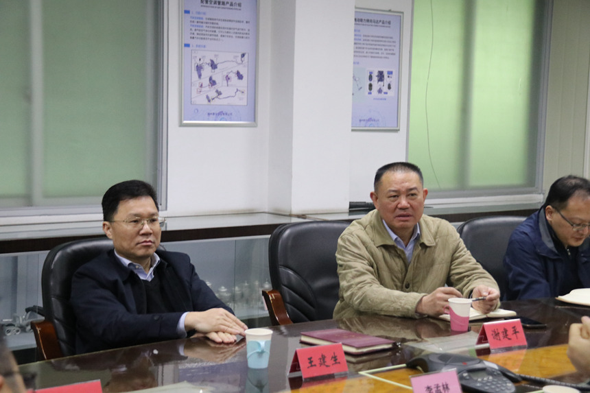 J9����|����վ����