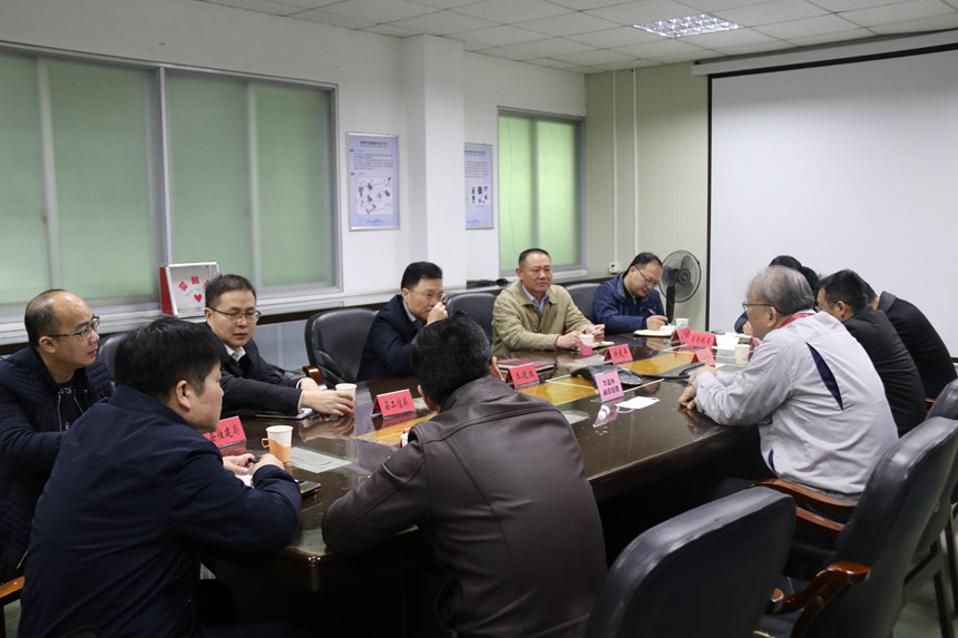 J9����|����վ����