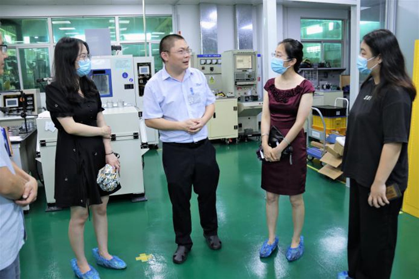 J9����|����վ����