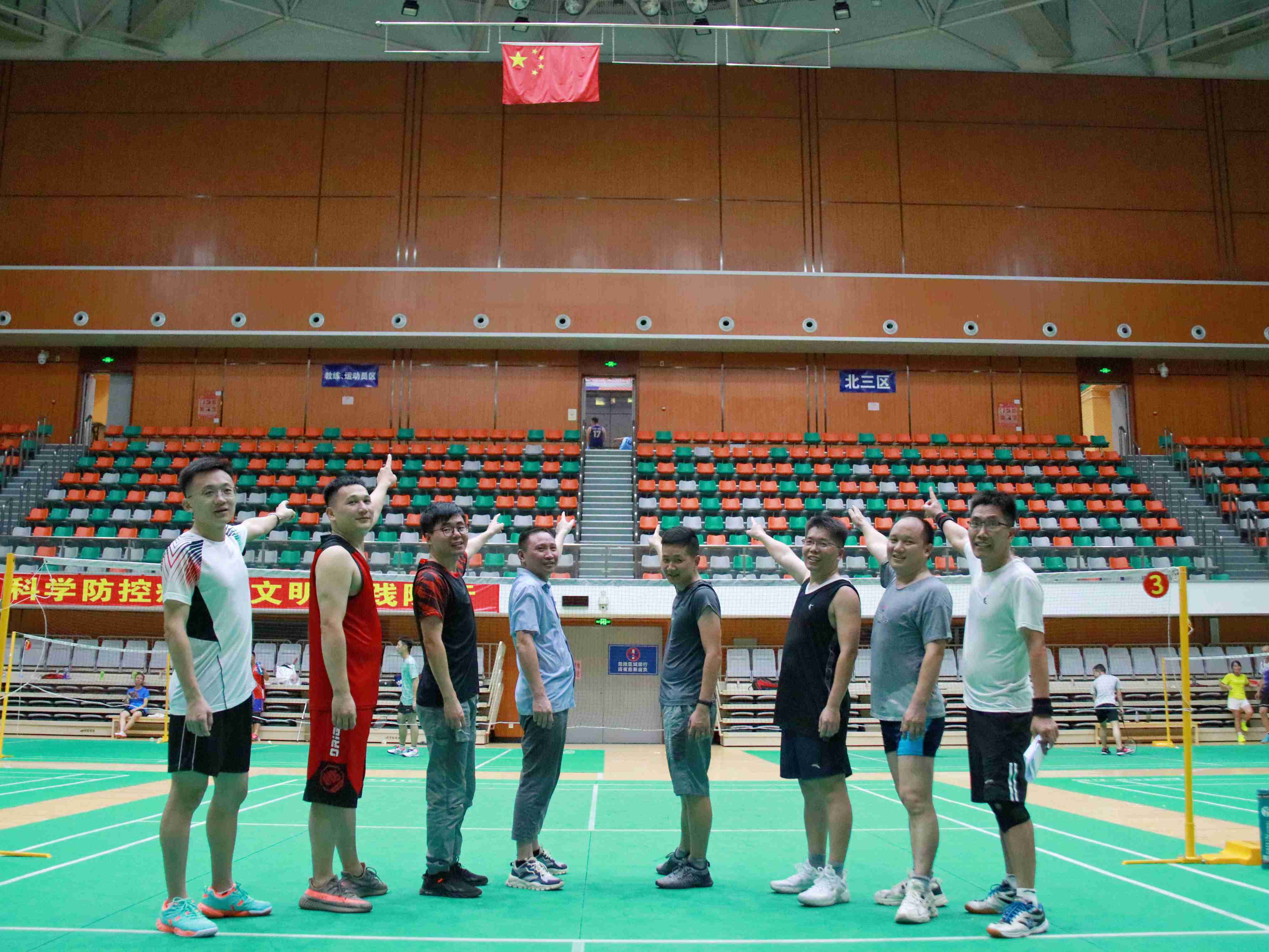 J9����|����վ����